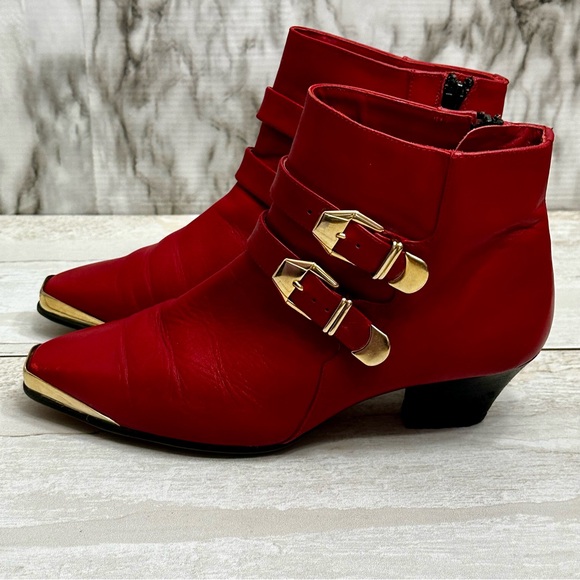 Red Leather Boots Booties Gold Buckle Hardware Womens Size 7 1/2 Cougar Spain - Picture 8 of 11